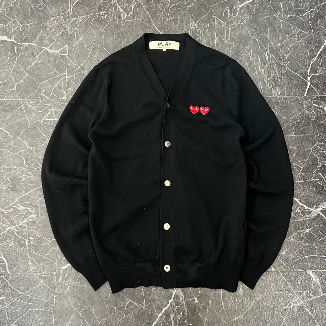 꼼데가르송 더블 하트와펜 블랙 니트 가디건 상품이미지1