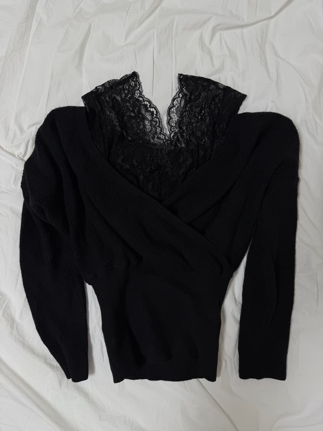 black lace point off-shoulder knit top 상품이미지1