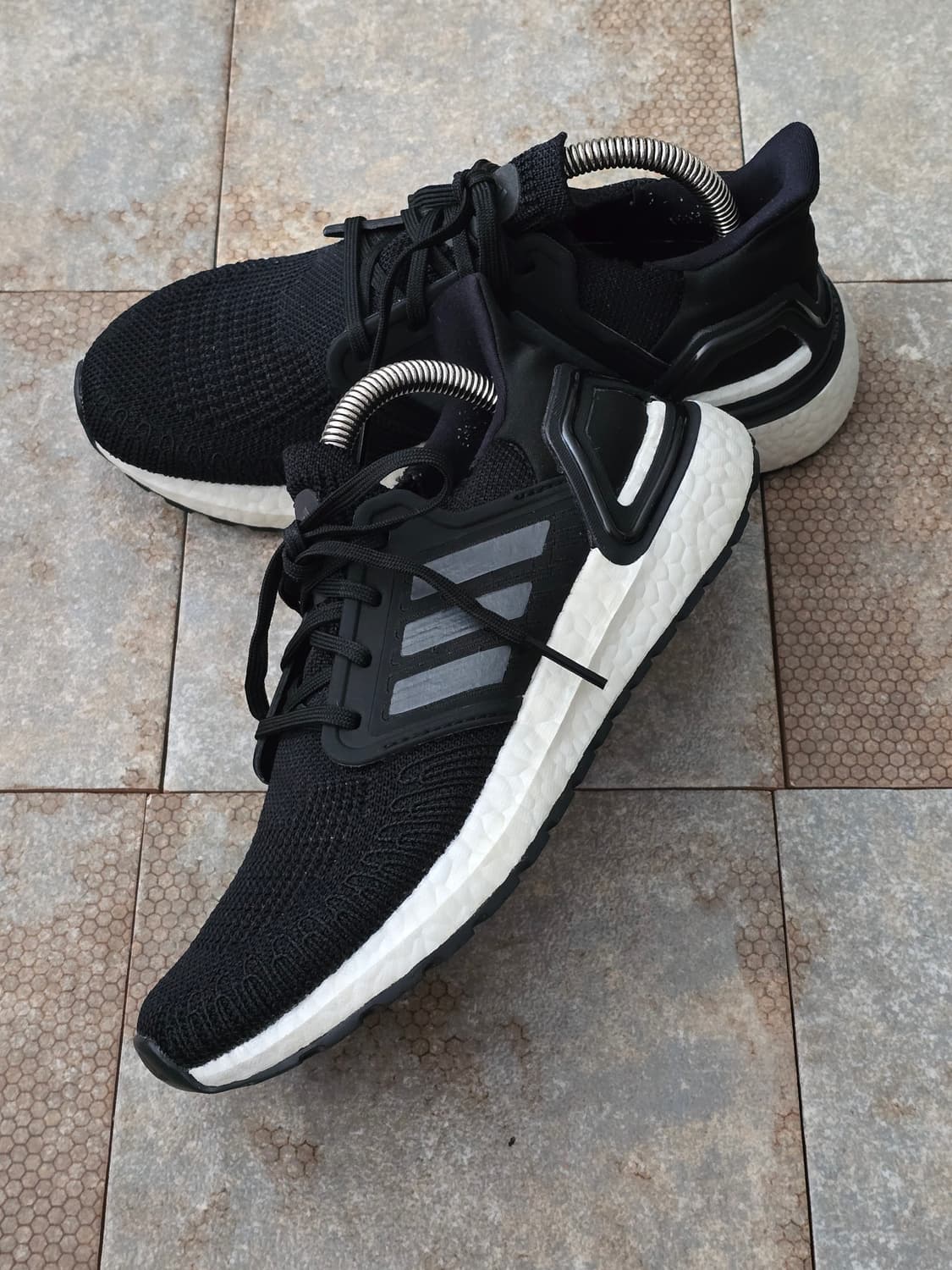 (230)아디다스 울트라부스트 20 상품이미지3