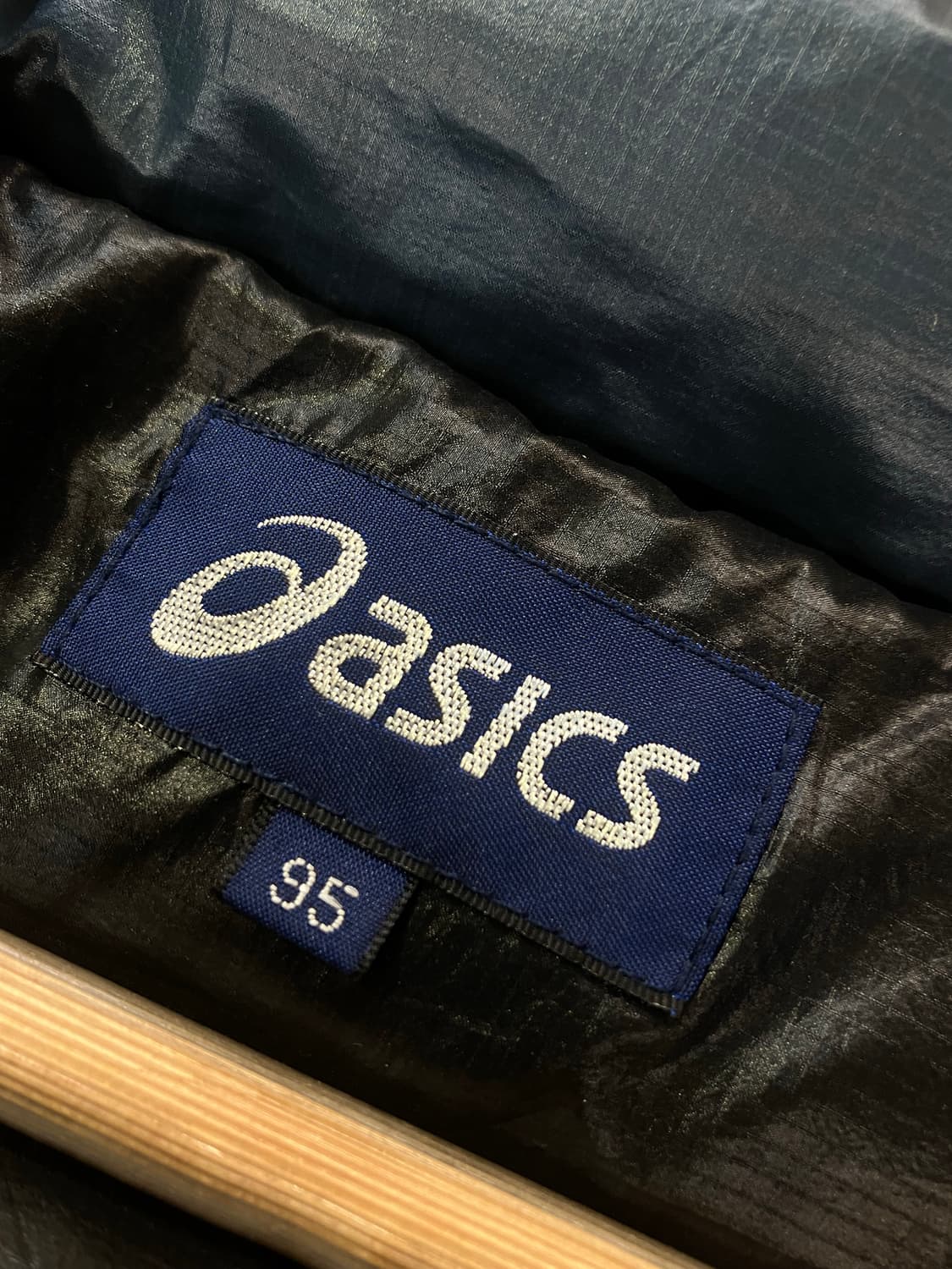 아식스 패딩 블랙 그린 95 #csz2127 상품이미지3