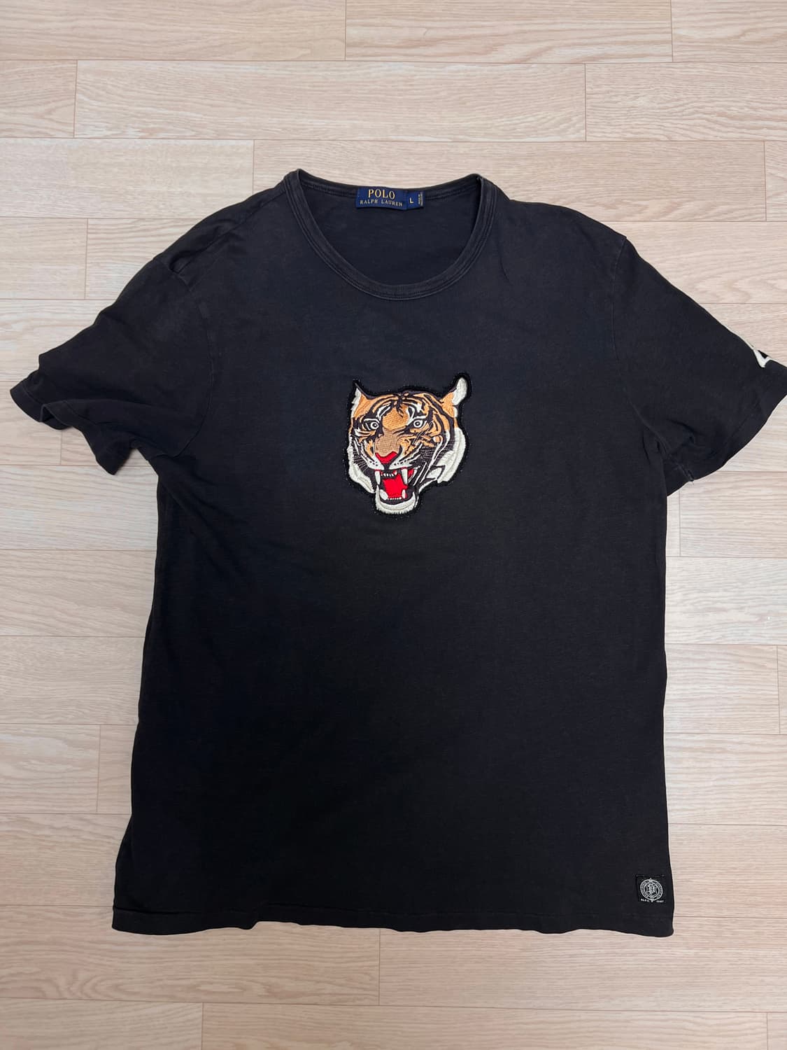 폴로 랄프로렌 블랙 타이거 반팔 티셔츠 상품이미지1
