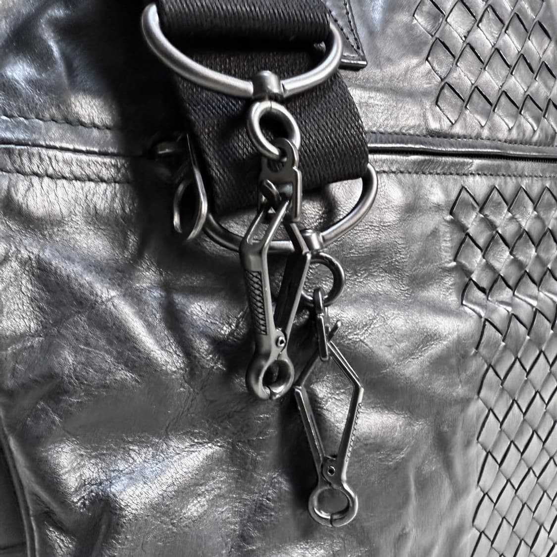 보테가베네타 인트레치아토 소가죽 보스톤백 상품이미지7