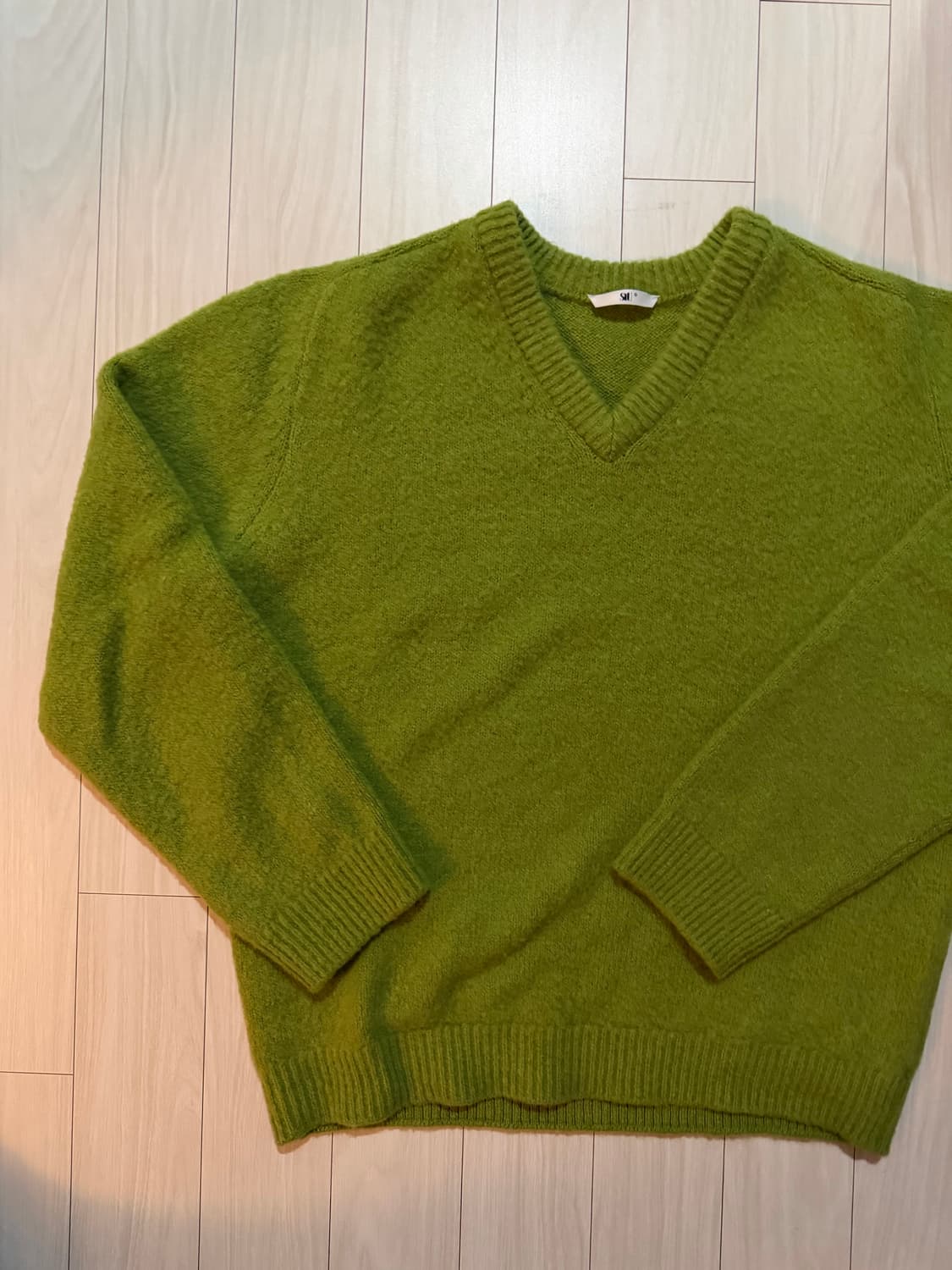 25FW STU 부클 브이넥 니트 인 페어그린 L 상품이미지4