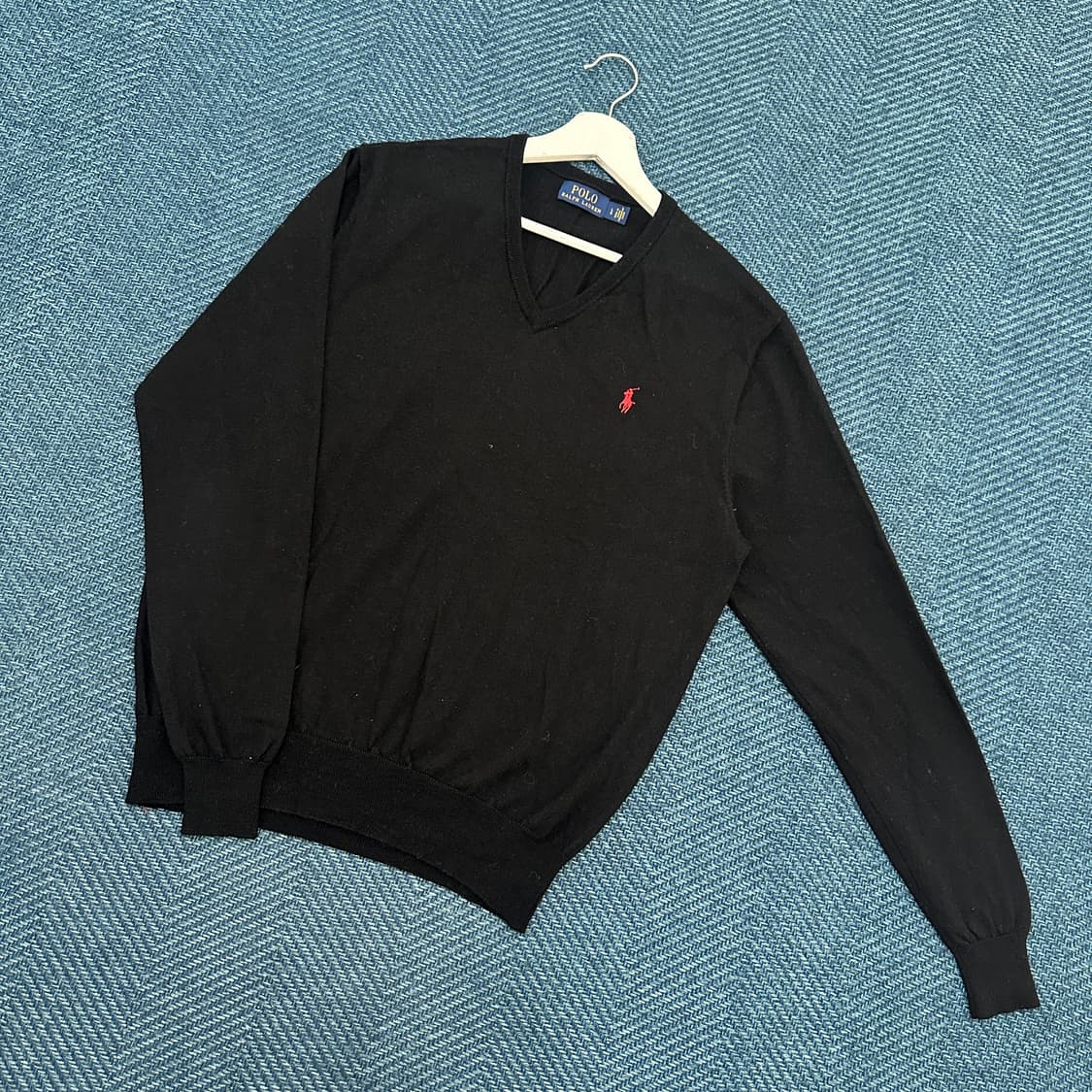 [L] 폴로 브이넥 니트 상품이미지1