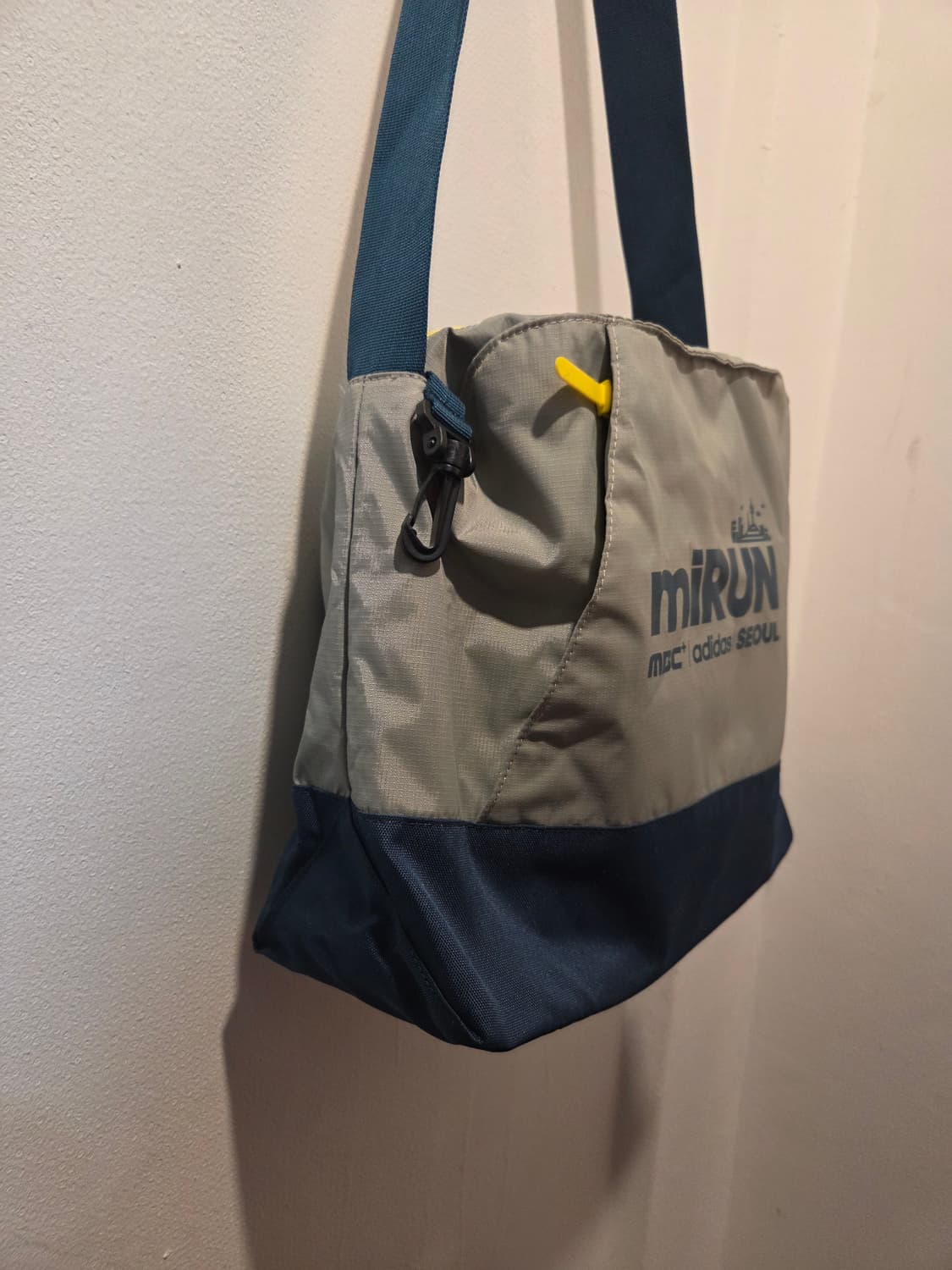 아디다스미런 크로스백 가방 상품이미지2