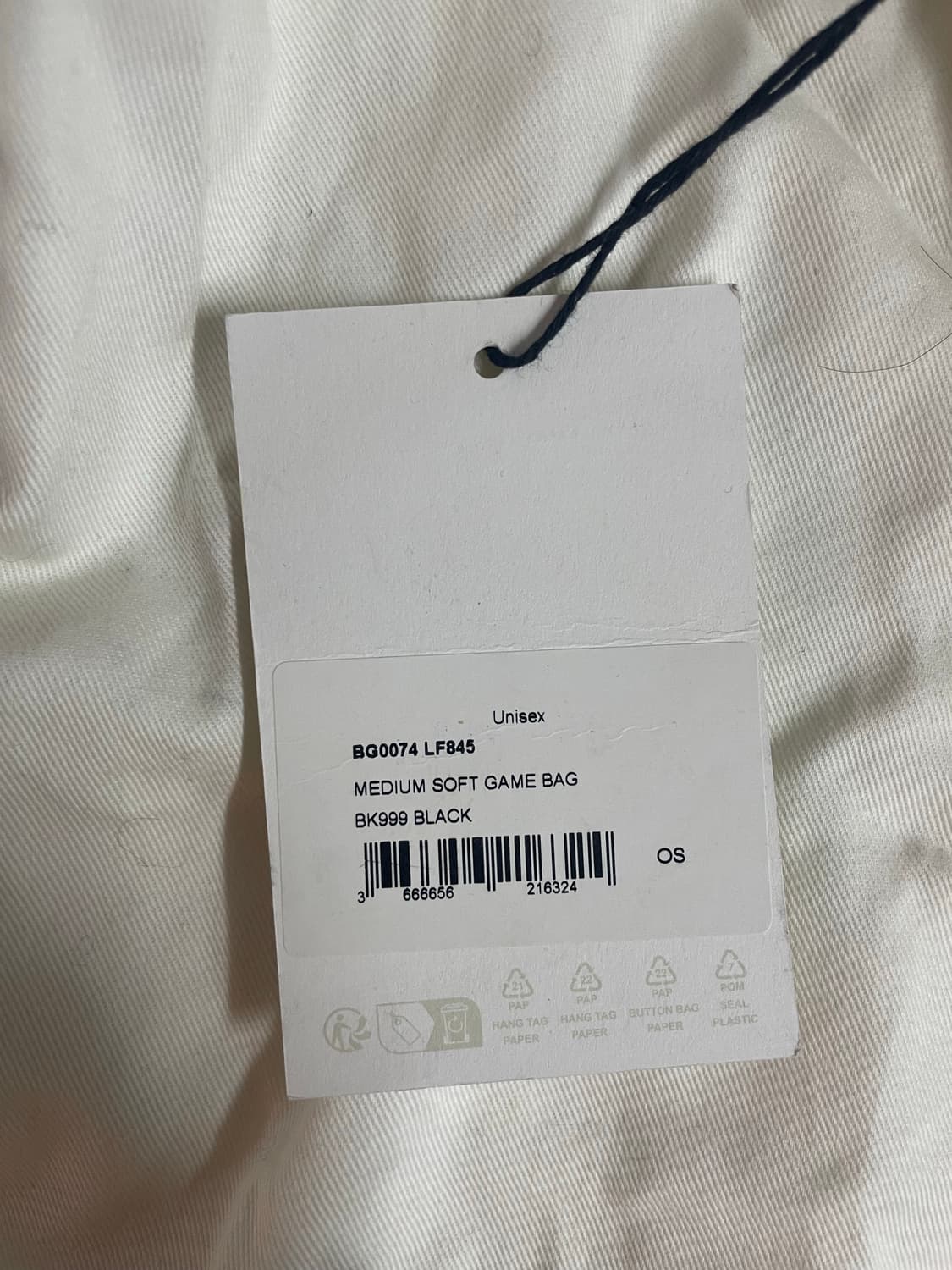 르메르 소프트 게임백 미디움 사이즈 블랙 판매 합니다 상품이미지4