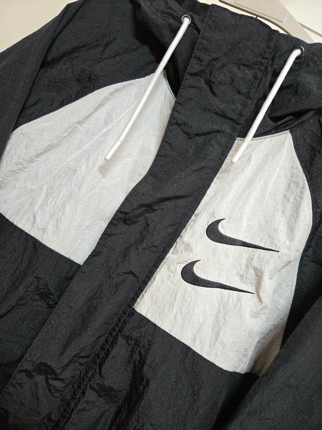 나이키 더블 스우시 우븐 바람막이 점퍼(M사이즈) 상품이미지2