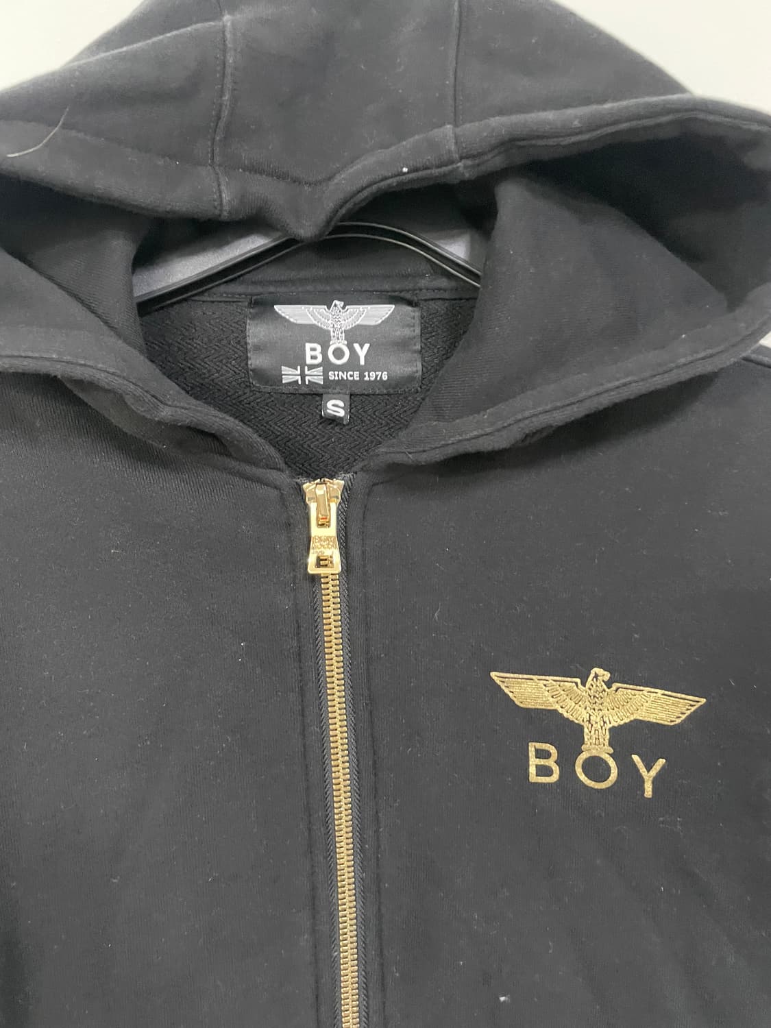 보이런던 블랙 후드집업 상품이미지4