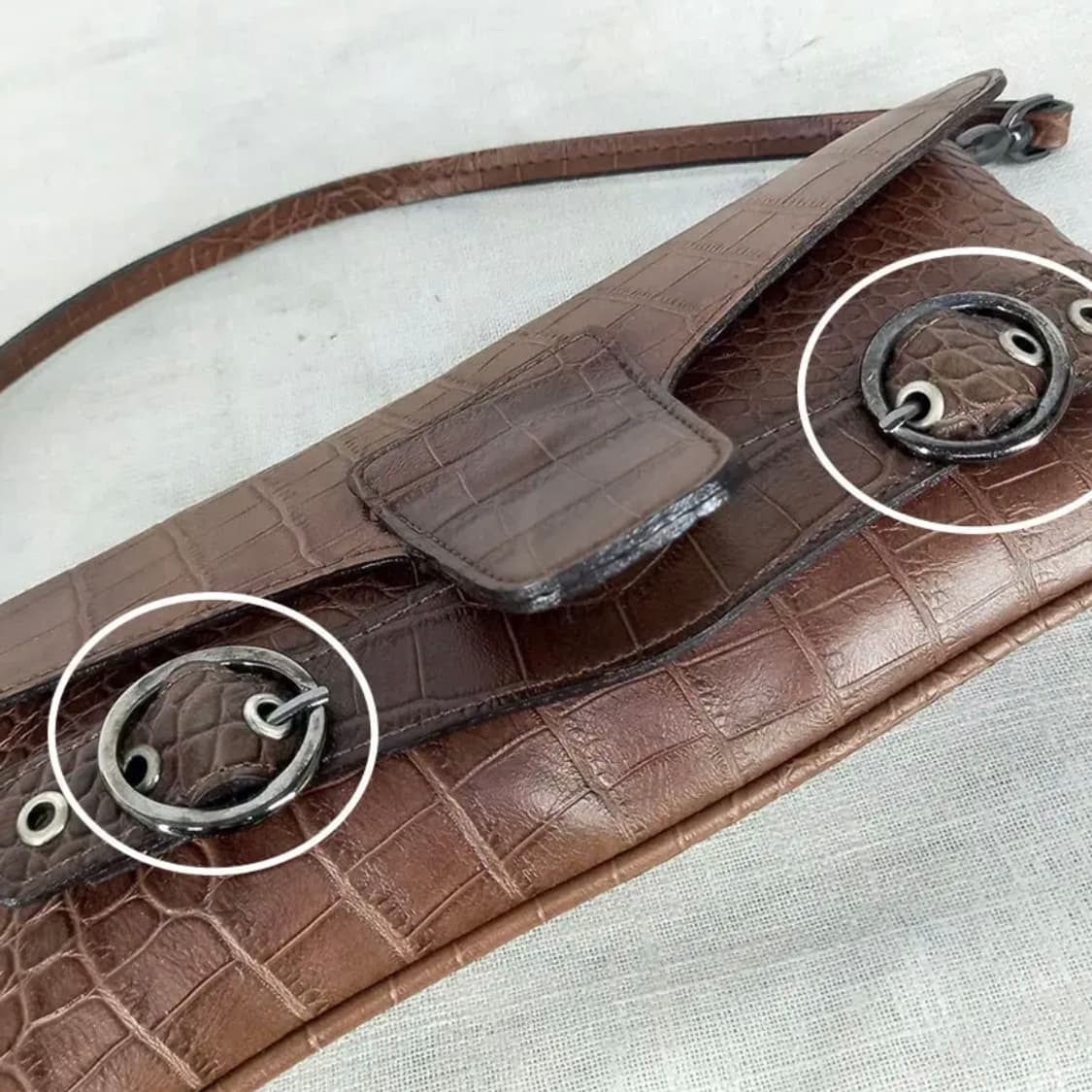 갸루 빈티지 버클 레더 숄더백 상품이미지6