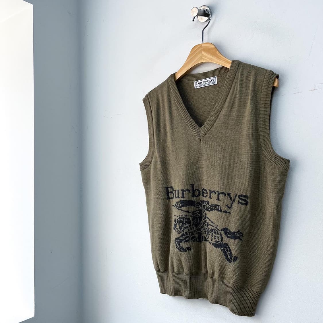 버버리 90s 오리지널 기마 로고 니트 베스트 상품이미지3