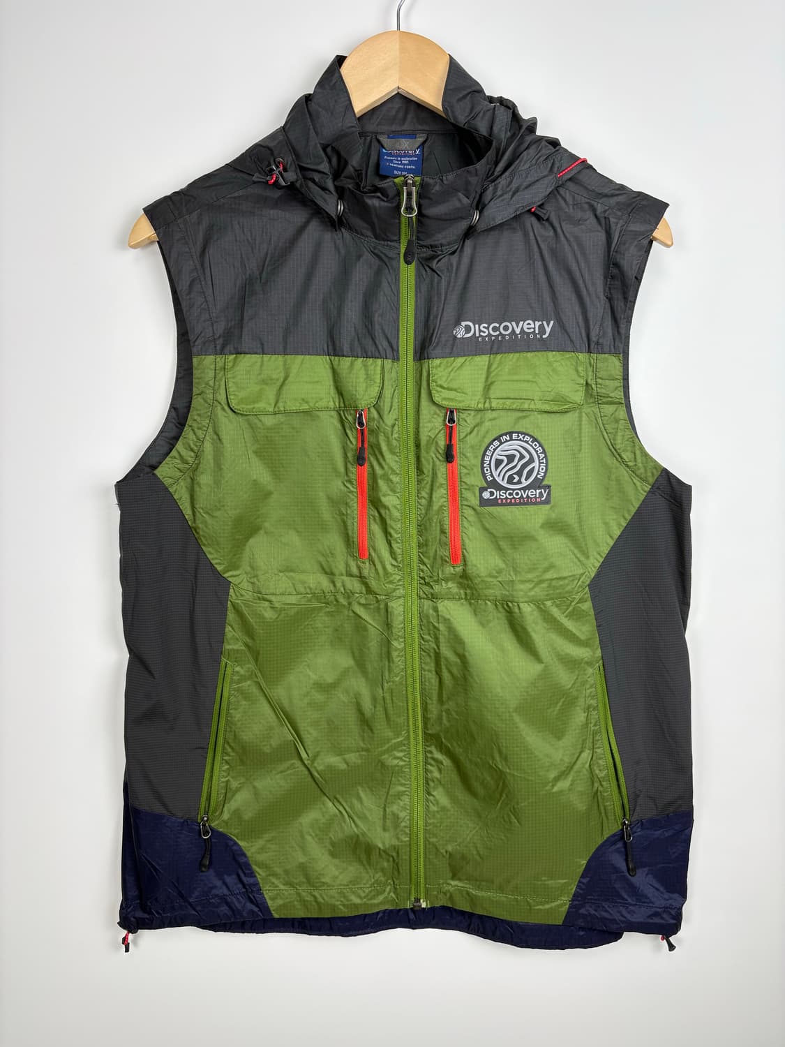 디스커버리 익스페디션 바람막이 조끼 상품이미지1