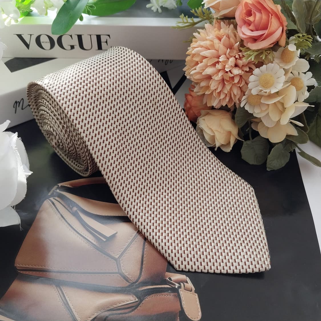 타임 실크 베이지 자카드 솔리드 넥타이 8.2cm A등급 K1731
 상품이미지2