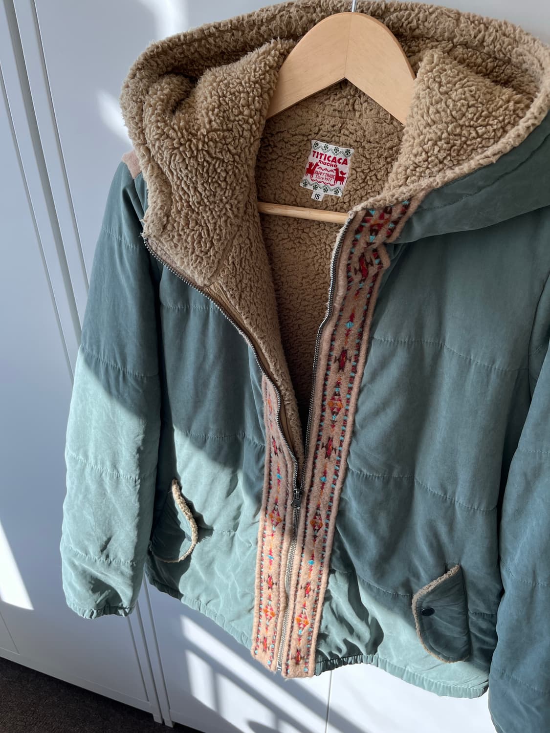 티티카카 하구미 패턴 양털 민트 패딩 상품이미지7