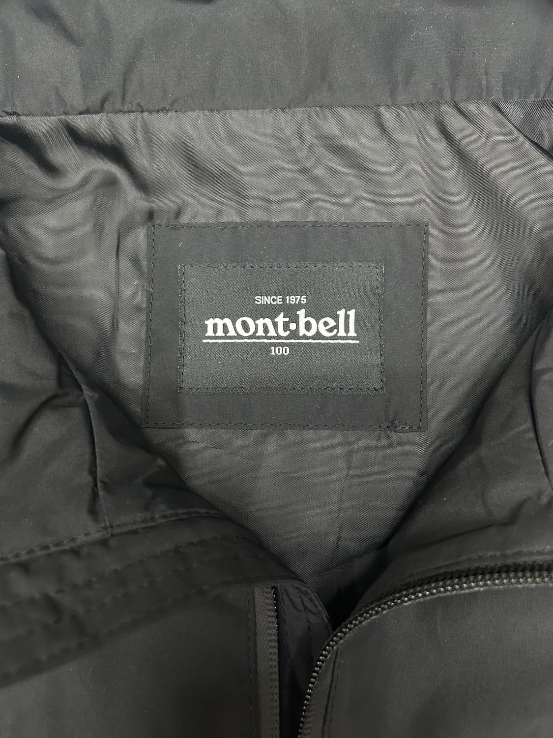 몽벨 블랙 윈드자켓  상품이미지4