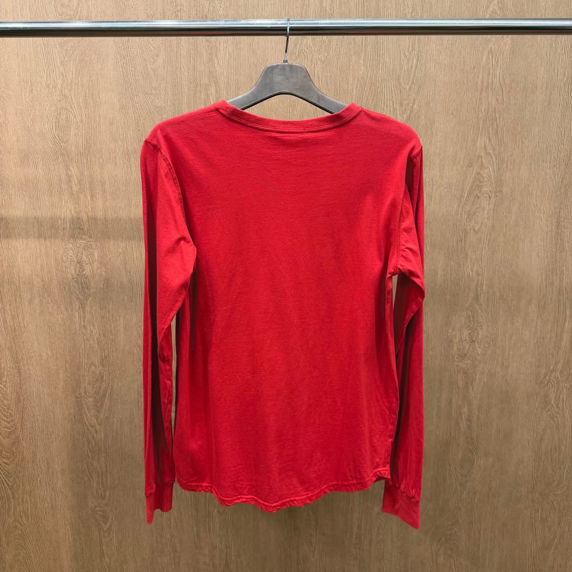 디스퀘어드2 긴팔 티셔츠 레트로 프레임 로고 프린트 그래픽 디테일 레드 상품이미지3