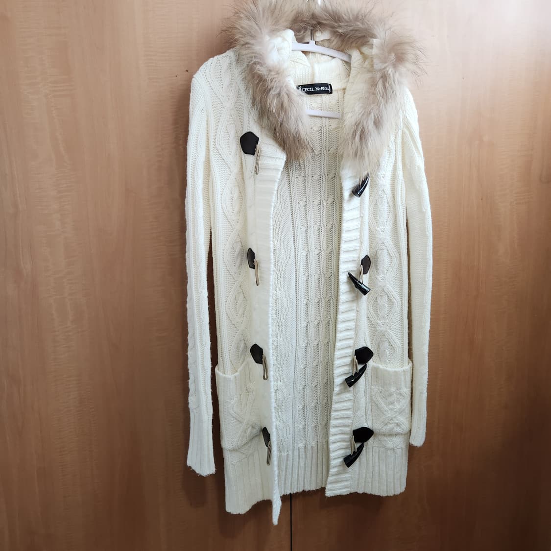 세실 맥비 아이보리 니트 더플 코트 상품이미지1