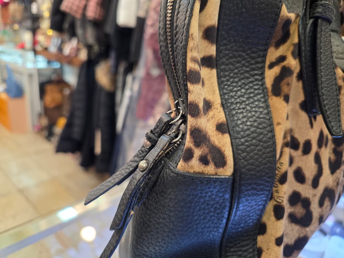 돌체앤가바나Dolce&Gabbana의 레오파드 프린트 숄더백 상품이미지3