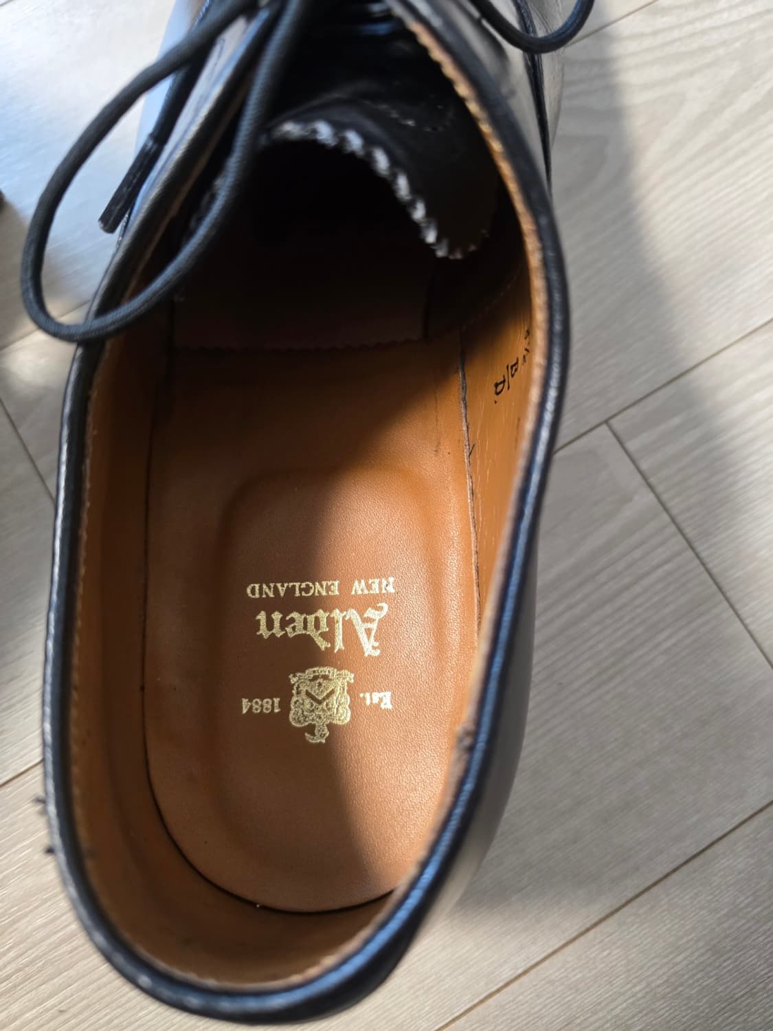 알든(Alden) 블랙 캡토 옥스퍼드 구두(정품 슈트리 포함) 상품이미지7