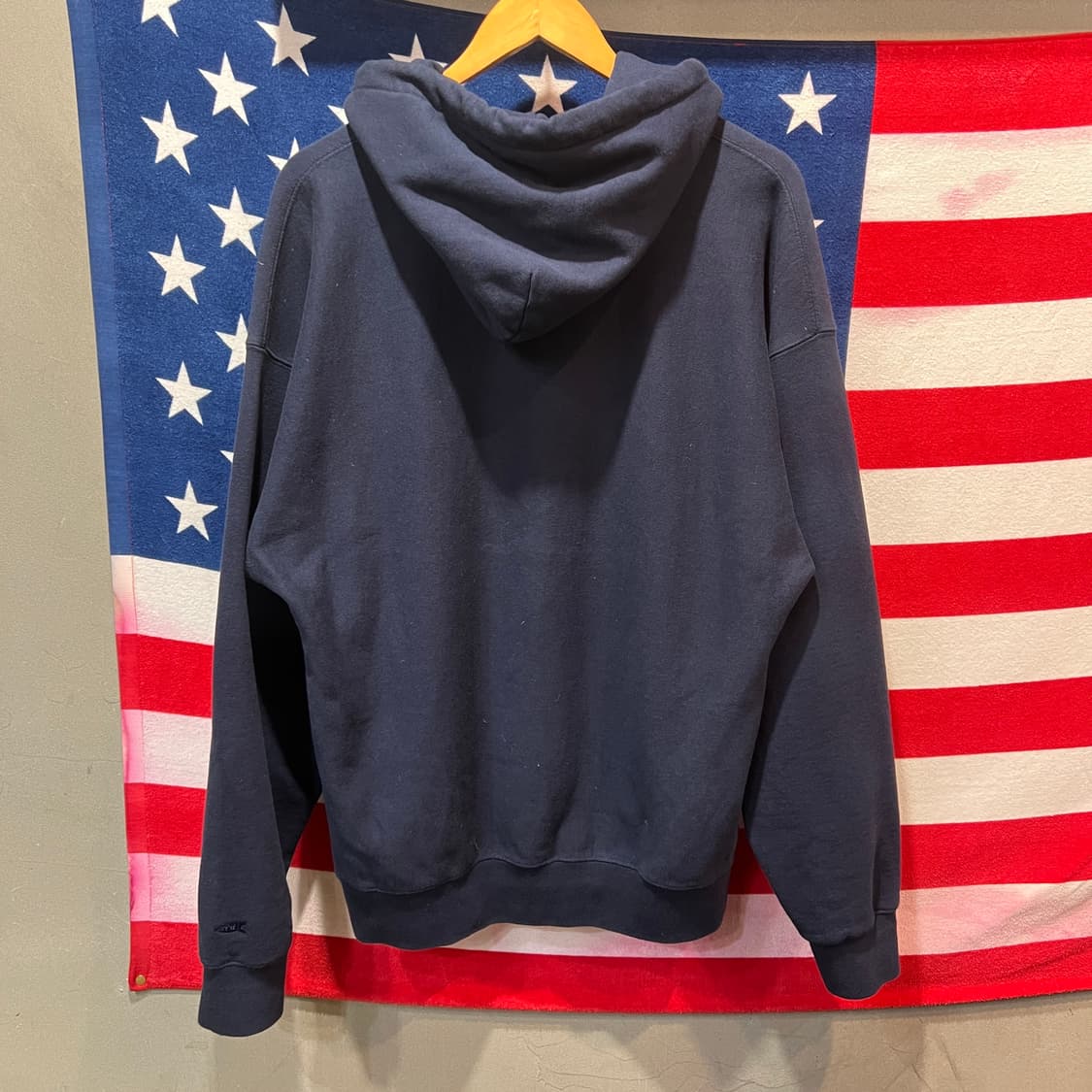 아웃스탠딩 후드티 네이비 상품이미지2