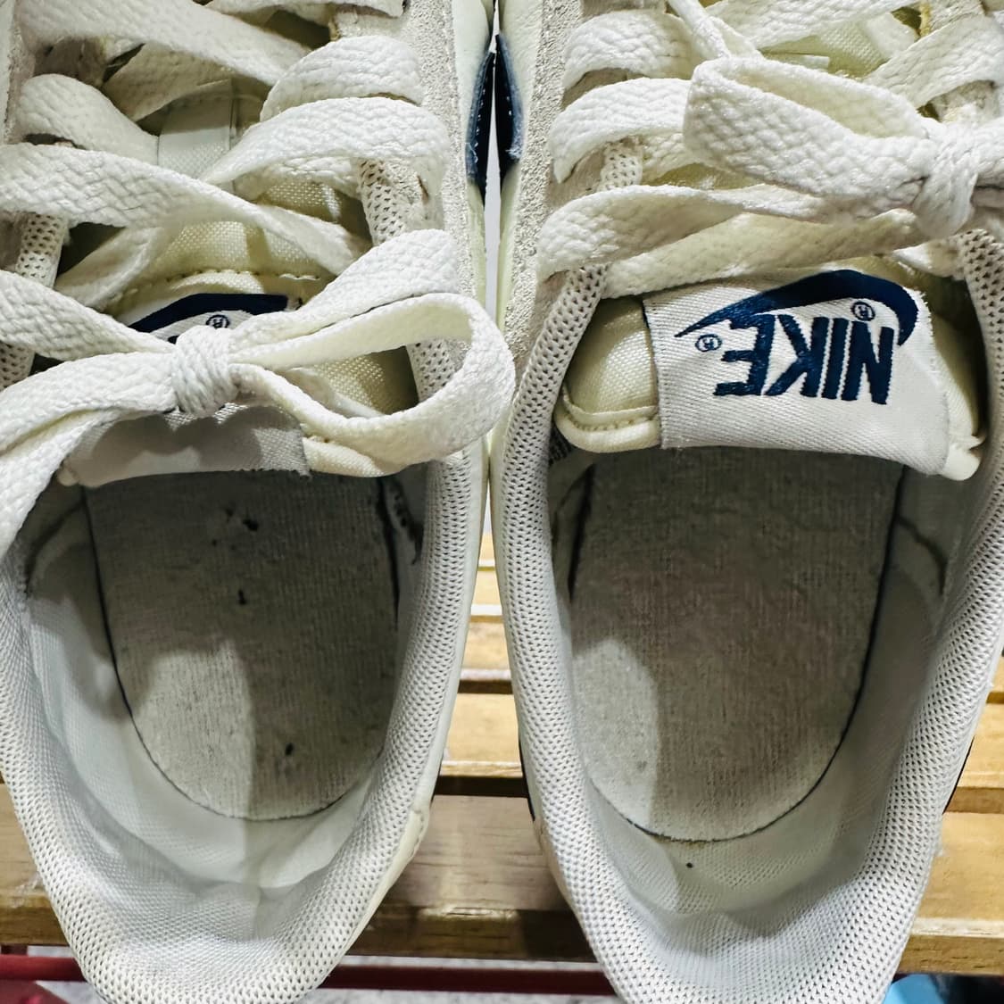 250) 나이키 운동화 남녀공용 신발 킬샷 OG 화이트 네이비 상품이미지8