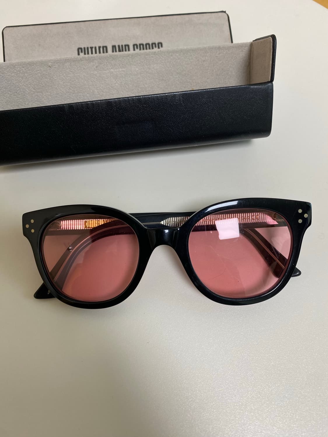 커틀러앤그로스 레드렌즈 상품이미지1