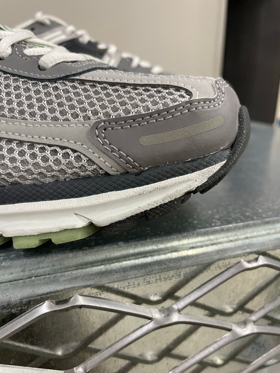 나이키 줌 보메로 5 코블스톤 앤 플랫 퓨터 270  (gr-4299) 상품이미지7