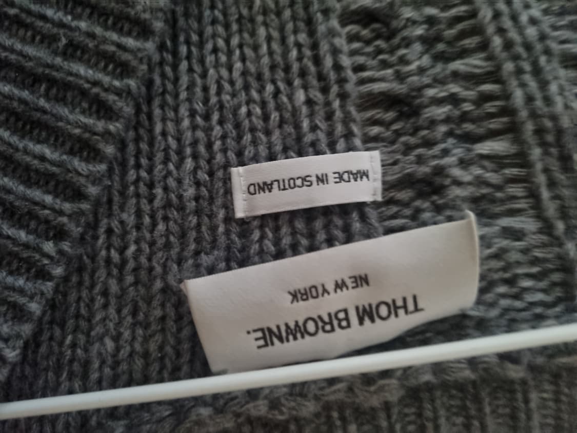 톰브라운 케이블니트가디건.   M/L 상품이미지5