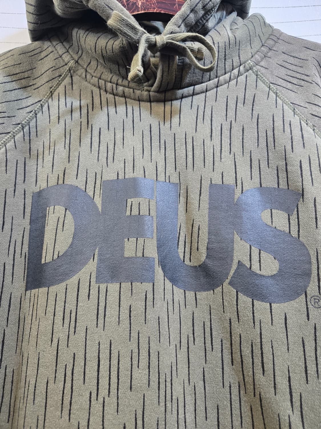 데우스 레인 카모 후드티 Bark 상품이미지4