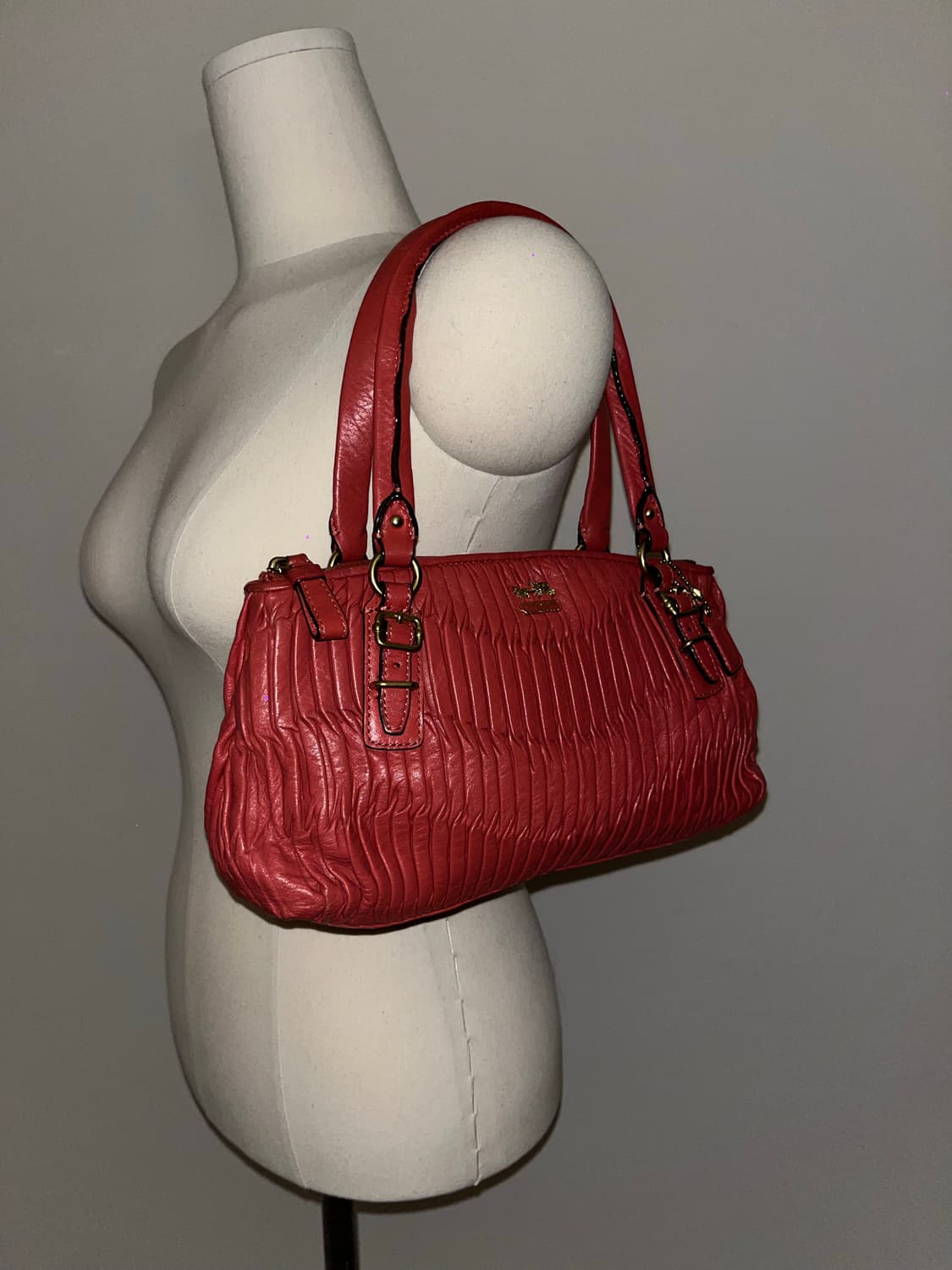   Coach Red mini Shoulder bag 상품이미지4