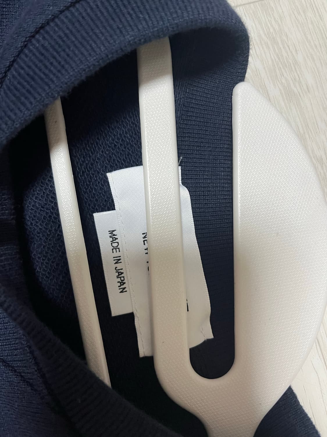 24fw 정품 톰브라운 맨투맨 1회착용+명품클리닝 상품이미지3