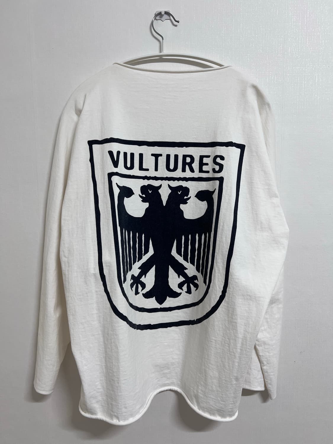 Yeezy vultuers 머천 롱슬리브 상품이미지2