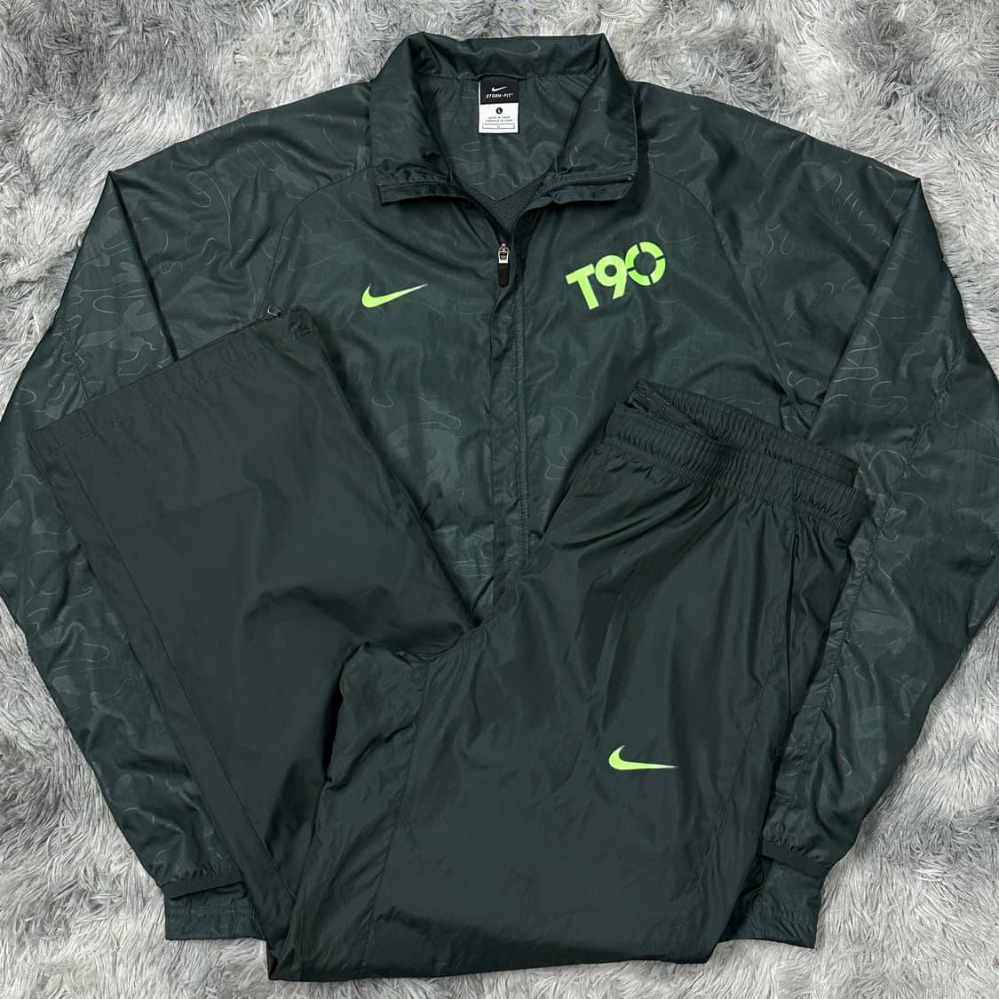 나이키 T90 스톰핏 바람막이세트 L 상품이미지1