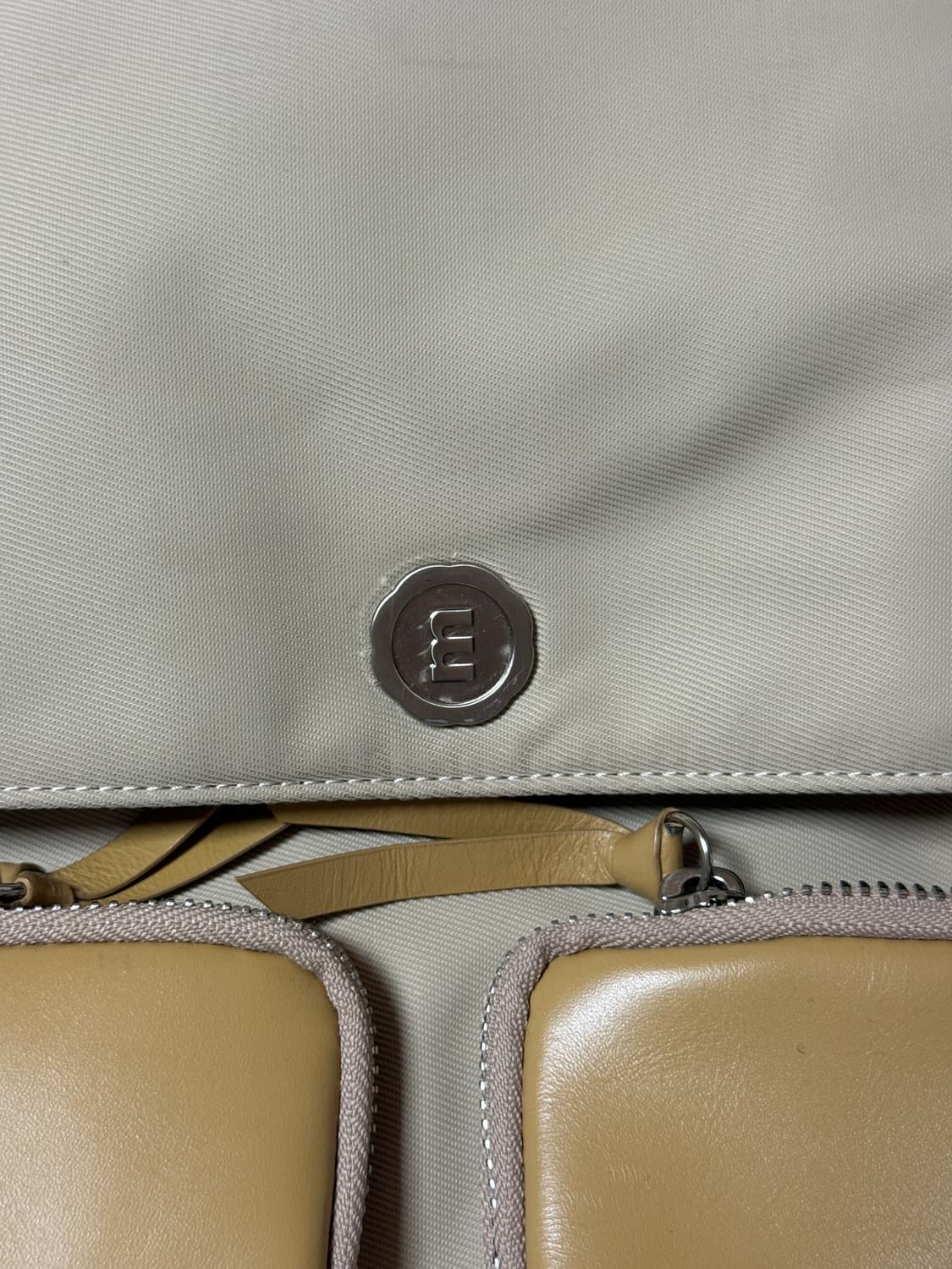 미닛뮤트 클로 백팩 clo backpack 상품이미지3