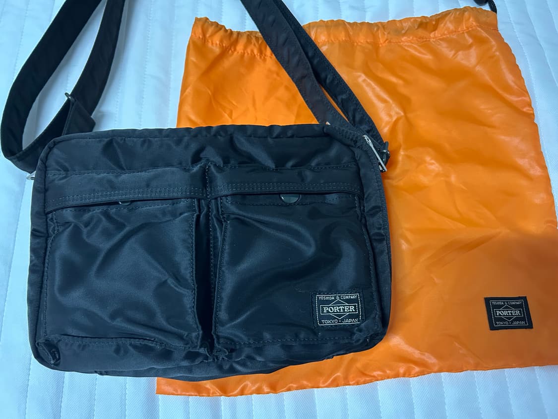 포터 탱커 숄더백 스몰 블랙 상품이미지1