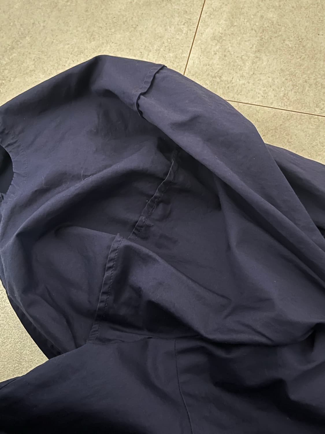 코스 퍼프 셔츠 네이비 32 상품이미지3