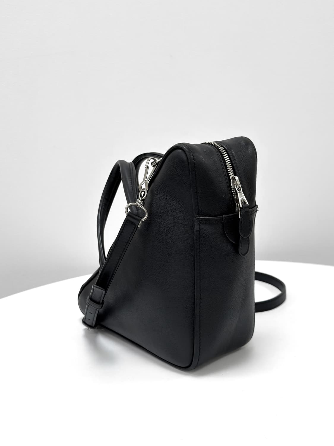 Balenciaga Triangle Duffel 2WAY Bag 상품이미지3