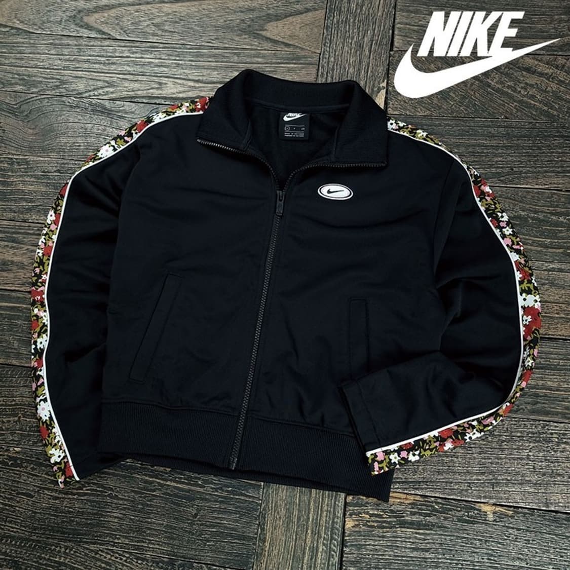 [나이키] 플라워 패턴 사이드라인 크롭 져지 트랙탑 자켓 M19655 상품이미지1