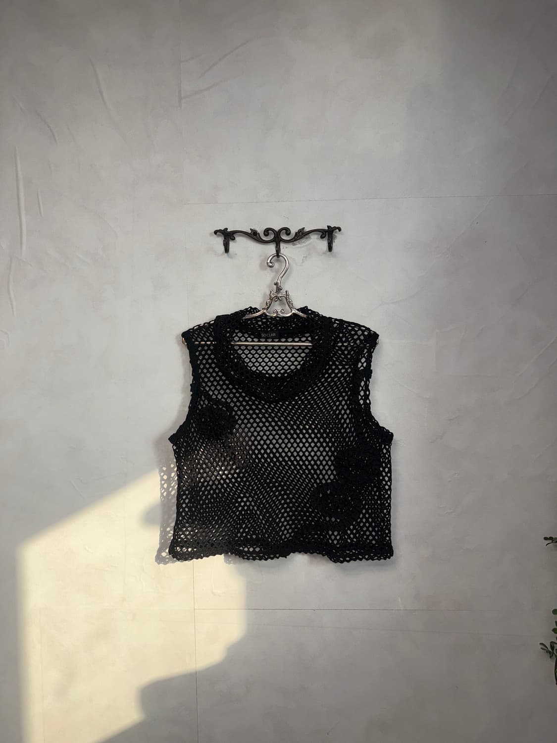 Black flower draped mesh sleeveless  상품이미지2