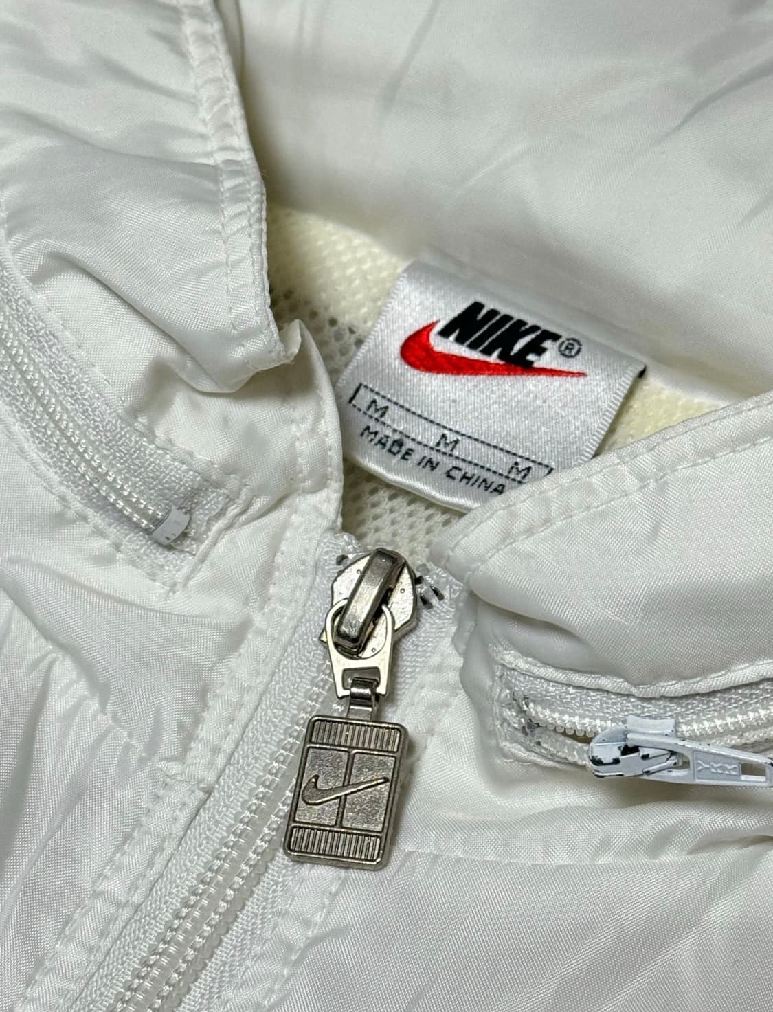 나이키 화이트네이비 반집업 웜업 아노락 상품이미지4