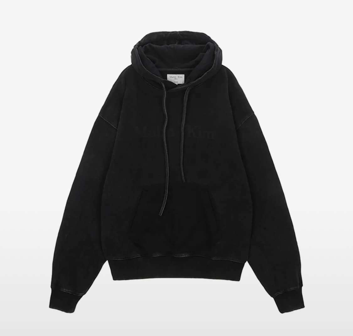 마뗑킴 PIGMENT DYING LOGO HOODY IN BLACK 상품이미지1