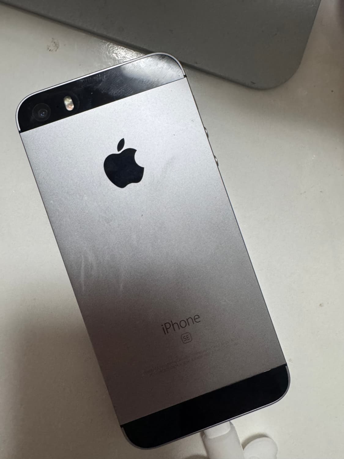 아이폰 se1 16GB 무음 상품이미지2