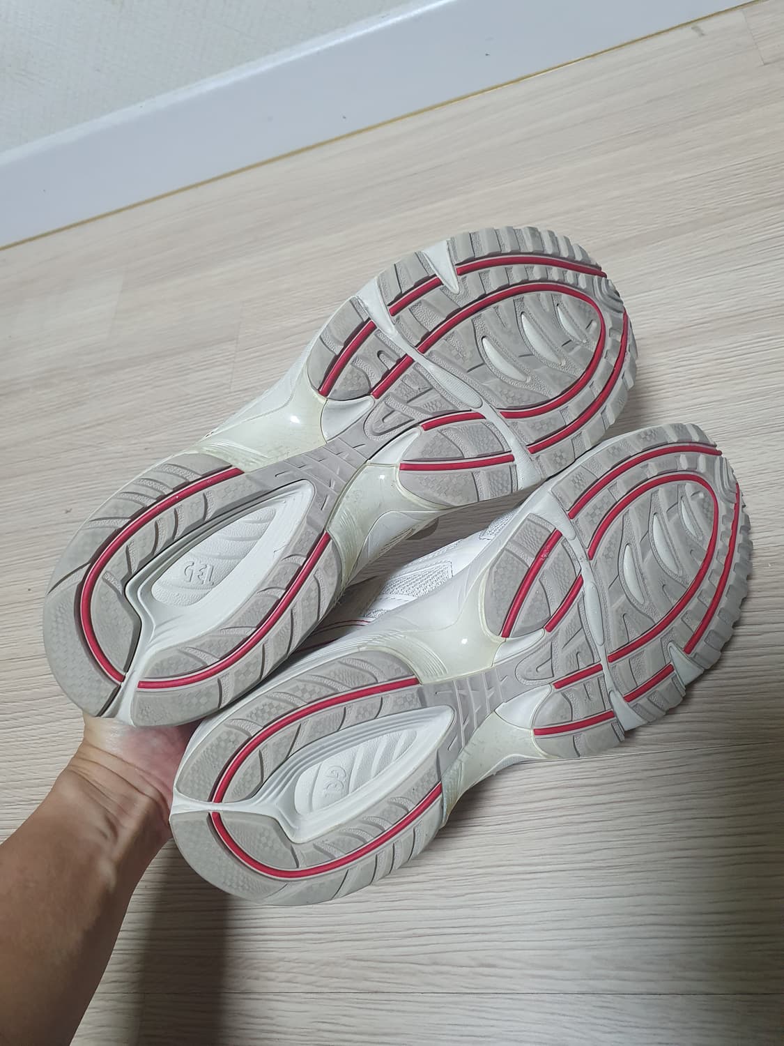 아식스 젤 1090 버치 운동화 275 상품이미지7