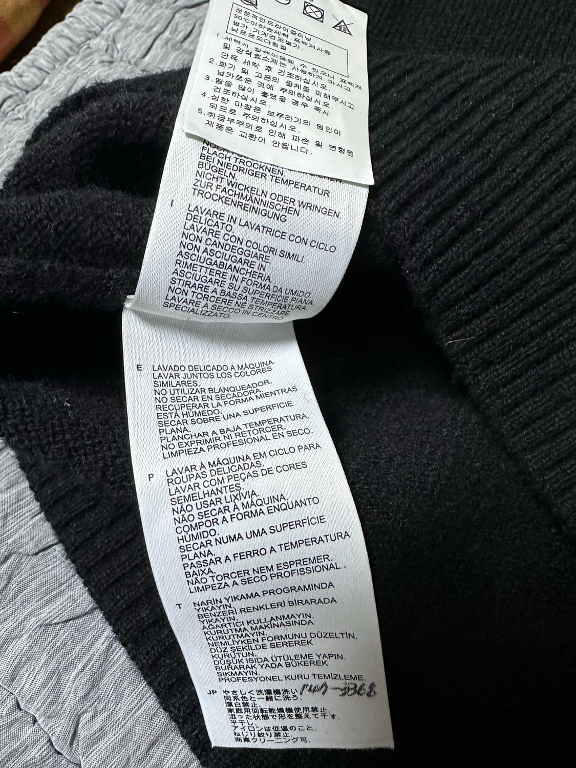 프레드페리 블랙 라운드넥 니트 상품이미지7