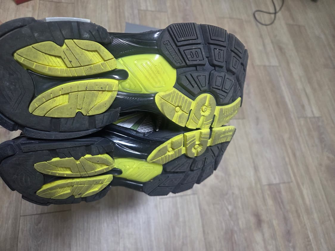 발렌시아가 러너 2.0 실버그레이 41 풀박스 상품이미지4