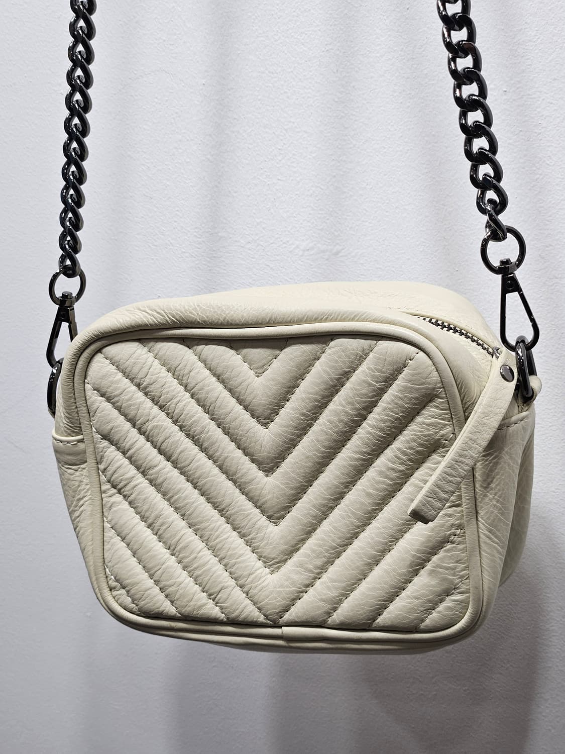 피엔느(pienne) 퀼팅 체인 크로스백 made in Italy  상품이미지8