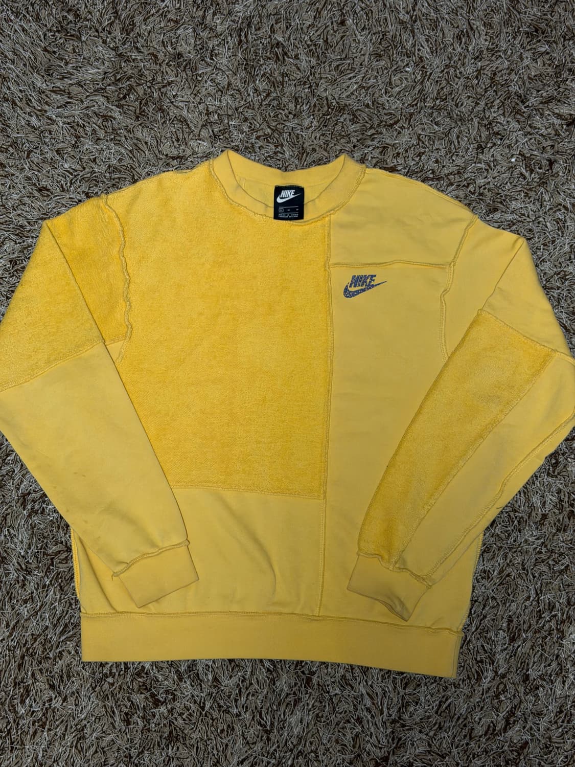 나이키 옐로우 맨투맨 티셔츠 상품이미지1