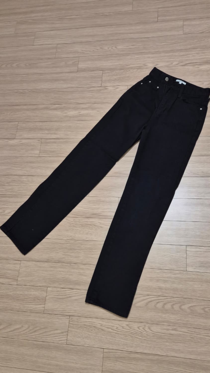 라룸 올드슬릿 블랙 데님 상품이미지2