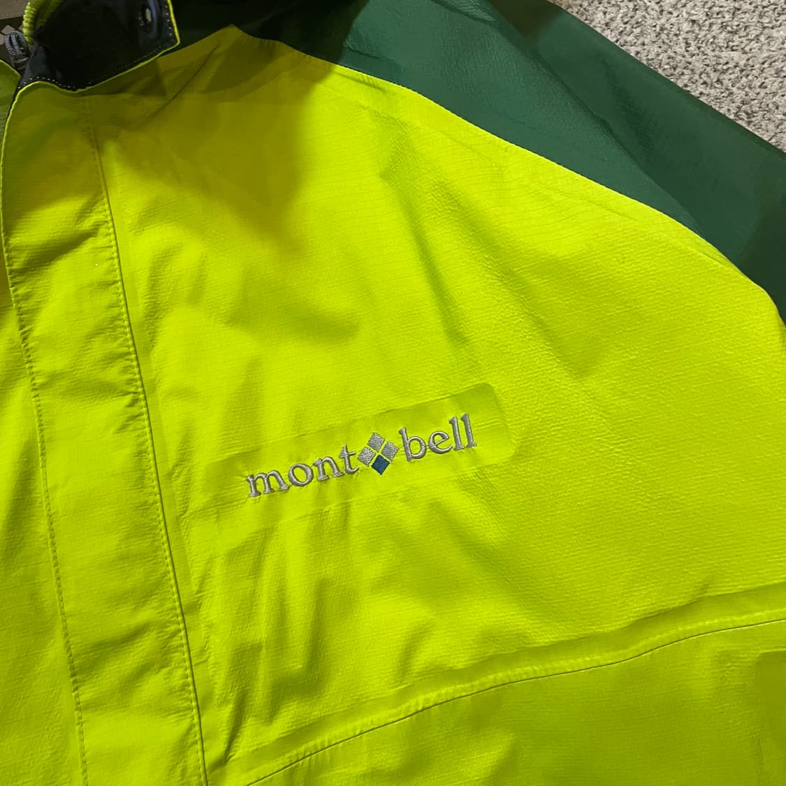 몽벨 바람막이 상품이미지2
