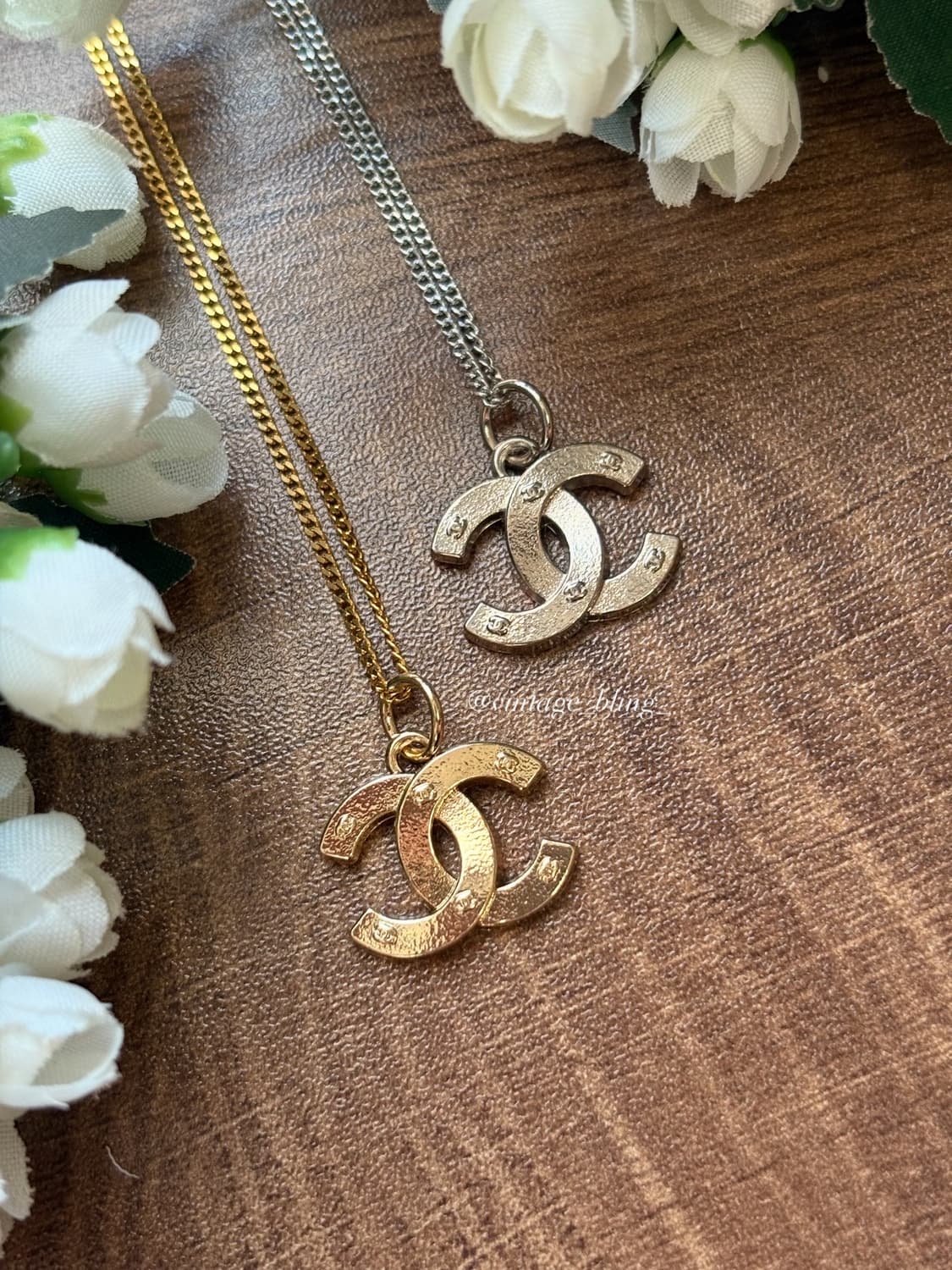 샤넬 쁘띠 로고 포인트 목걸이  상품이미지2