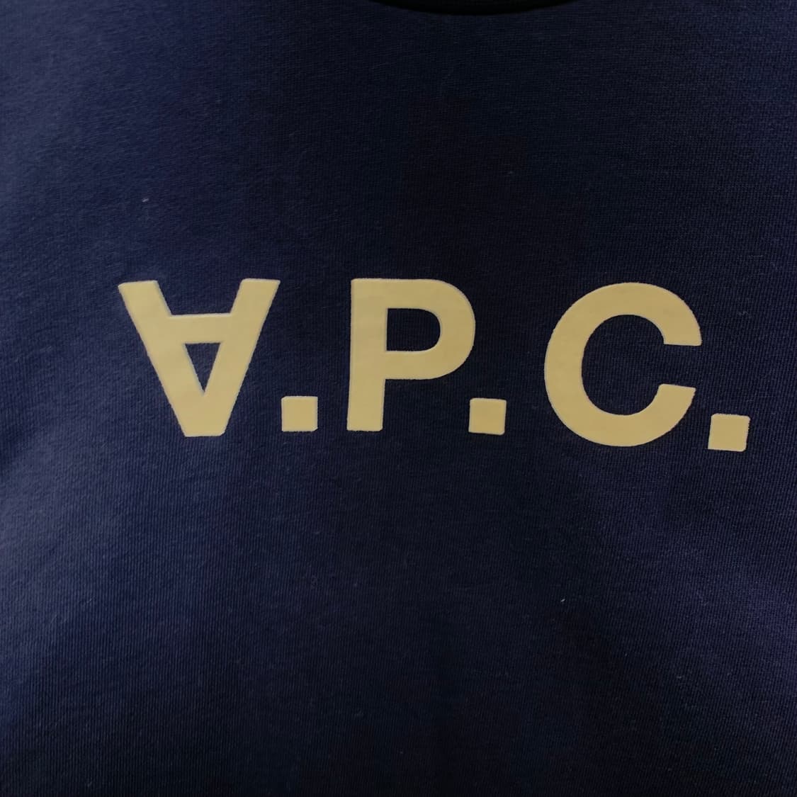 Apc 아페쎄 스펠아웃 네이비 맨투맨 상품이미지3